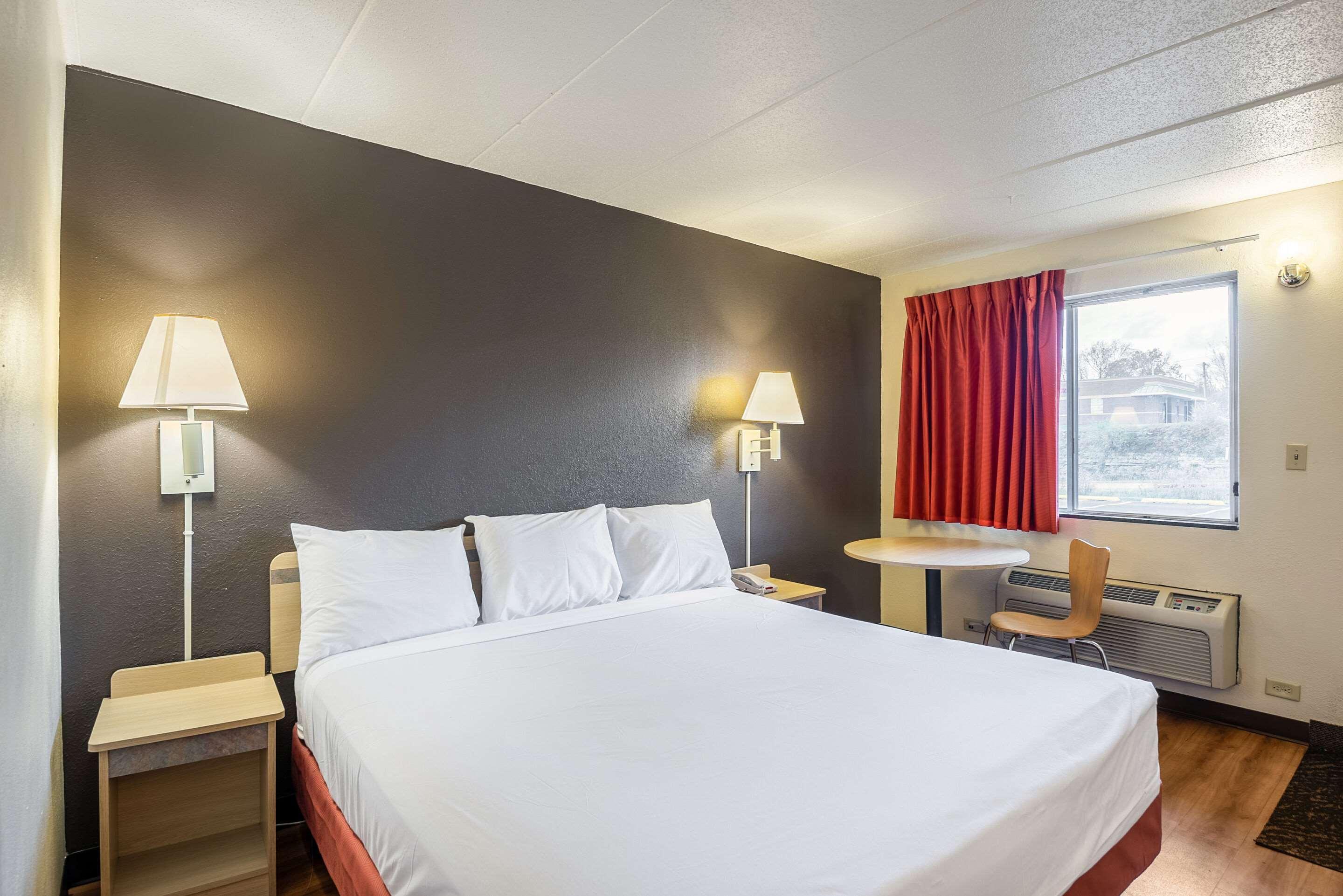 Rodeway Inn Dubuque Exteriér fotografie