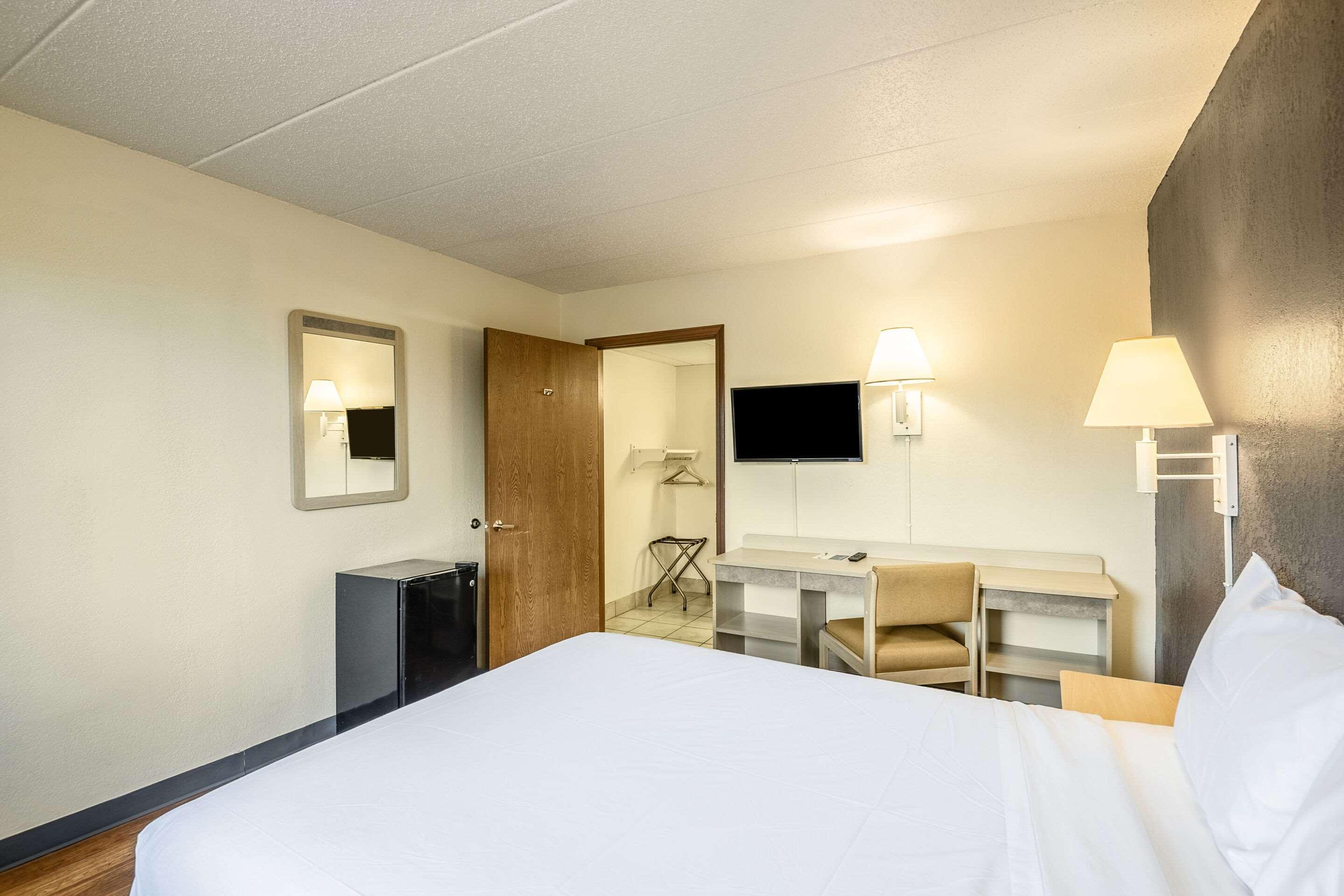Rodeway Inn Dubuque Exteriér fotografie
