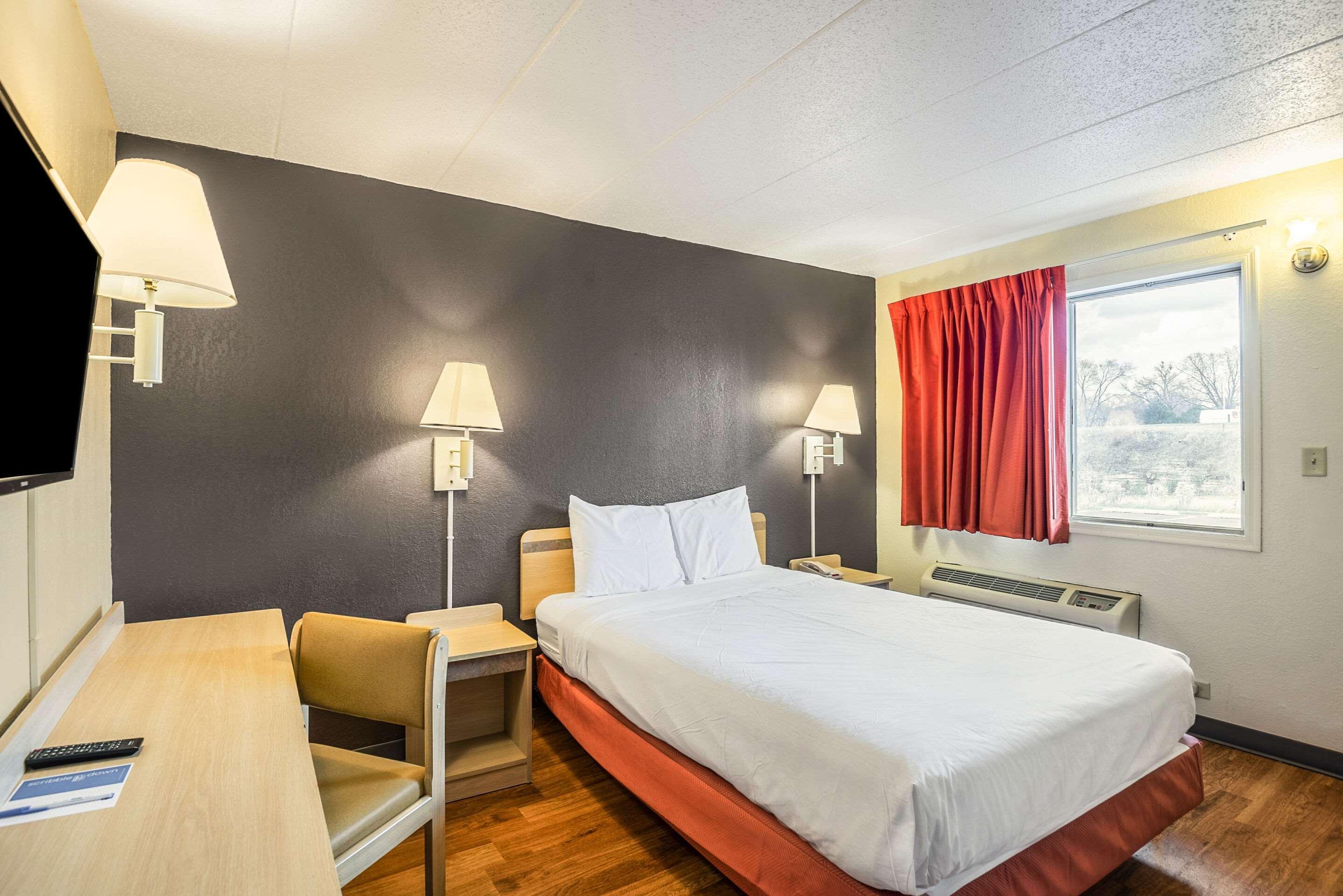 Rodeway Inn Dubuque Exteriér fotografie