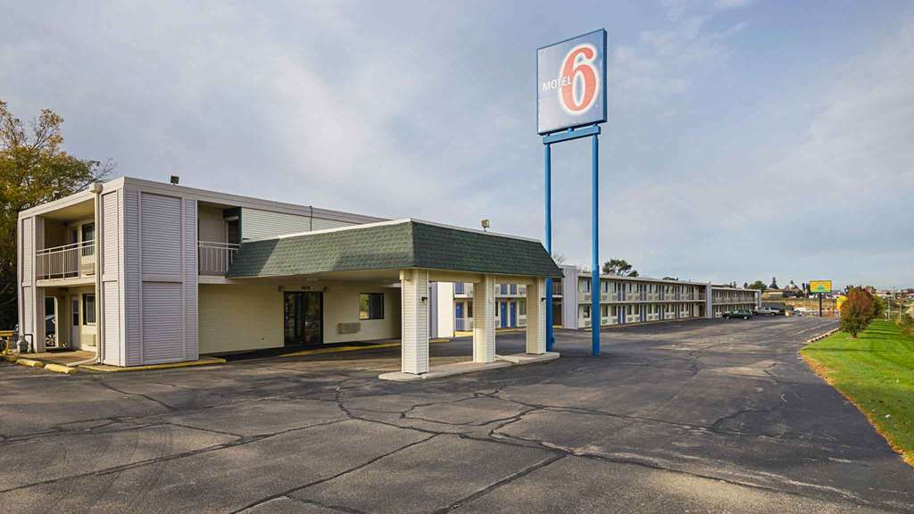 Rodeway Inn Dubuque Exteriér fotografie